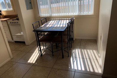 Cottonwood furnished dining table