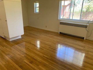 Iris St unfurnished living room