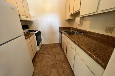 Ponderosa Pines 1BR - Kitchen