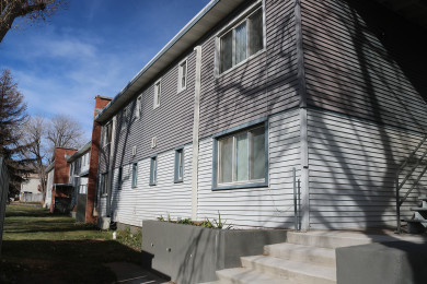 Iris St exterior