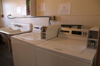 Iris St laundry room 1