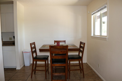 Ponderosa Pines 2-bed dining