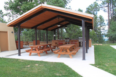 Ponderosa Pines picnic area & grill