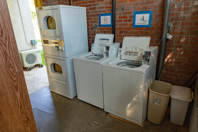 Tres Casitas laundry